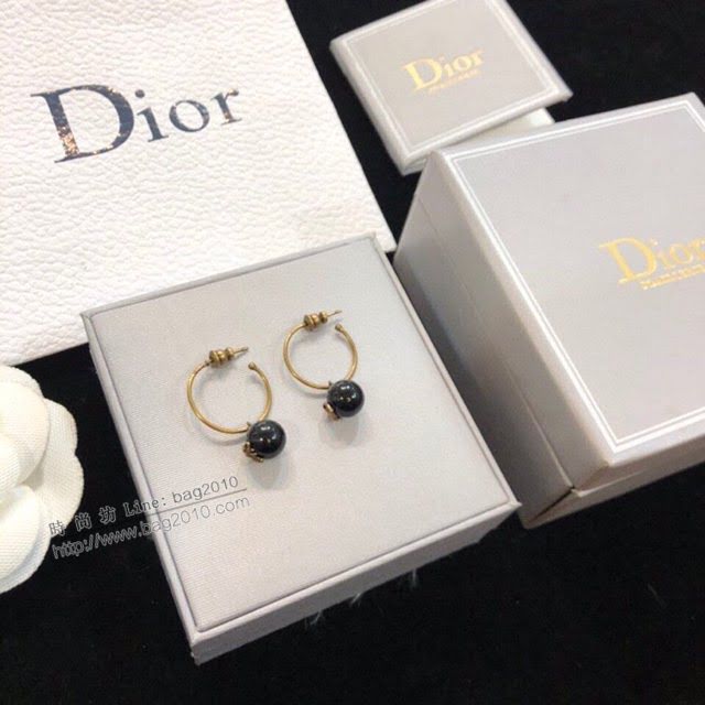 Dior飾品 迪奧經典熱銷款星星CD耳釘  zgd1037